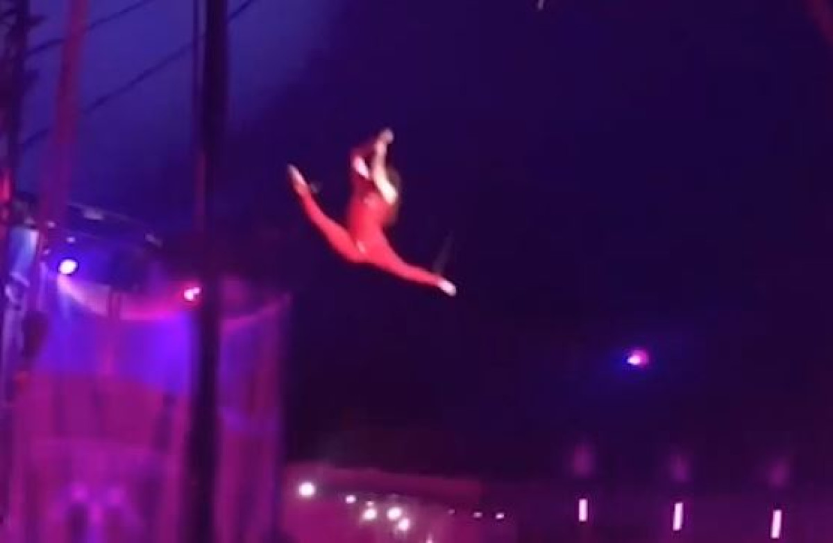 Что случилось с артисткой цирка владой морозовой. Батут цирк. Российская гимнастка выступавшая в цирке.