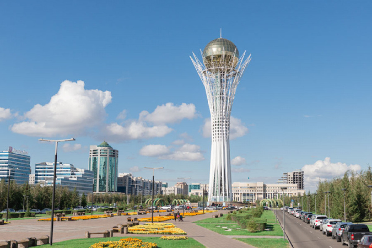 Астана это столица. Монумент Астана-Байтерек. Нурсултан столица Казахстана. Байтерек Астана. Столица Казахстана 2022.