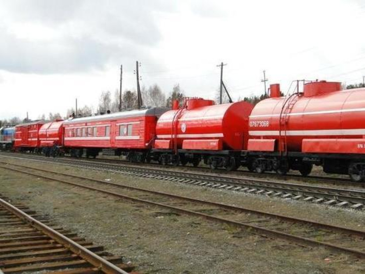 Пожарные поезда направлены к месту взрыва в Таразе