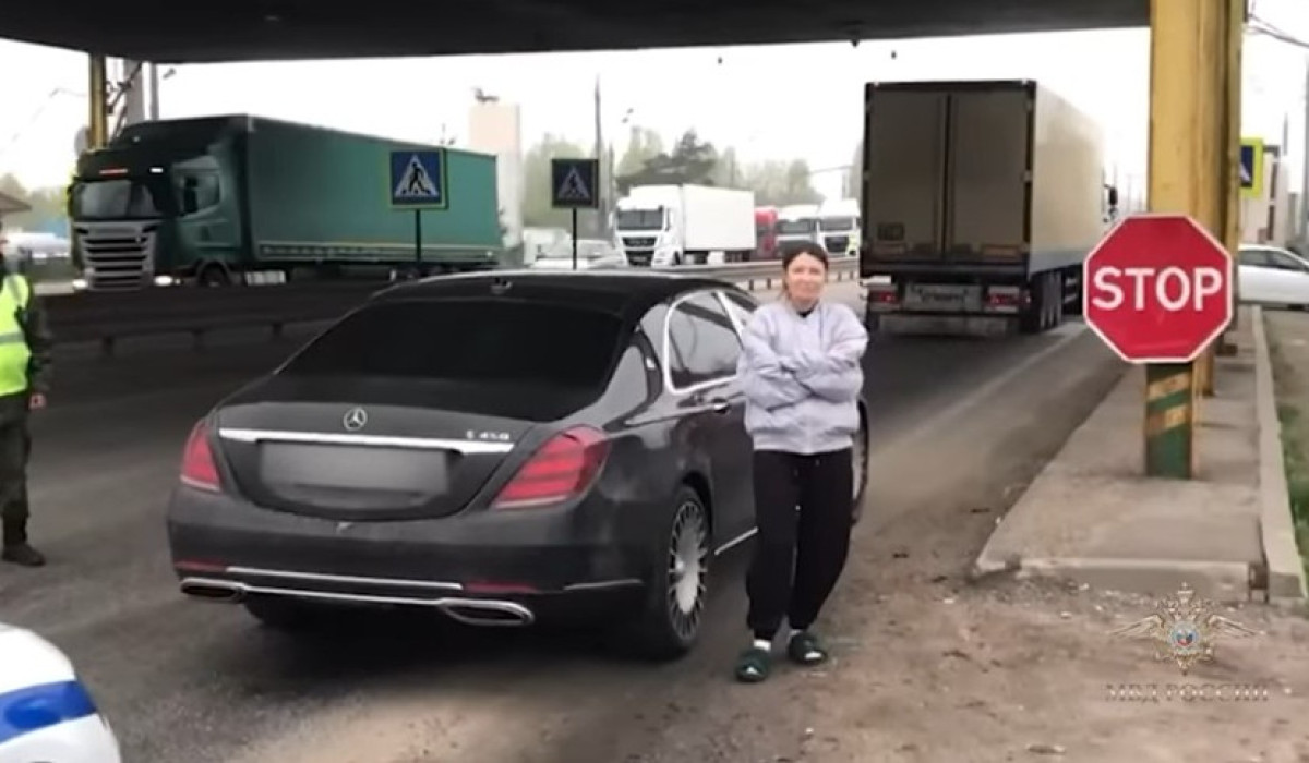 Видео обыска в доме Блиновской: что нашли полицейские