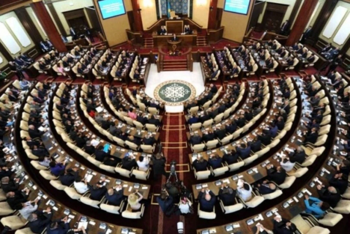 parlam.kz