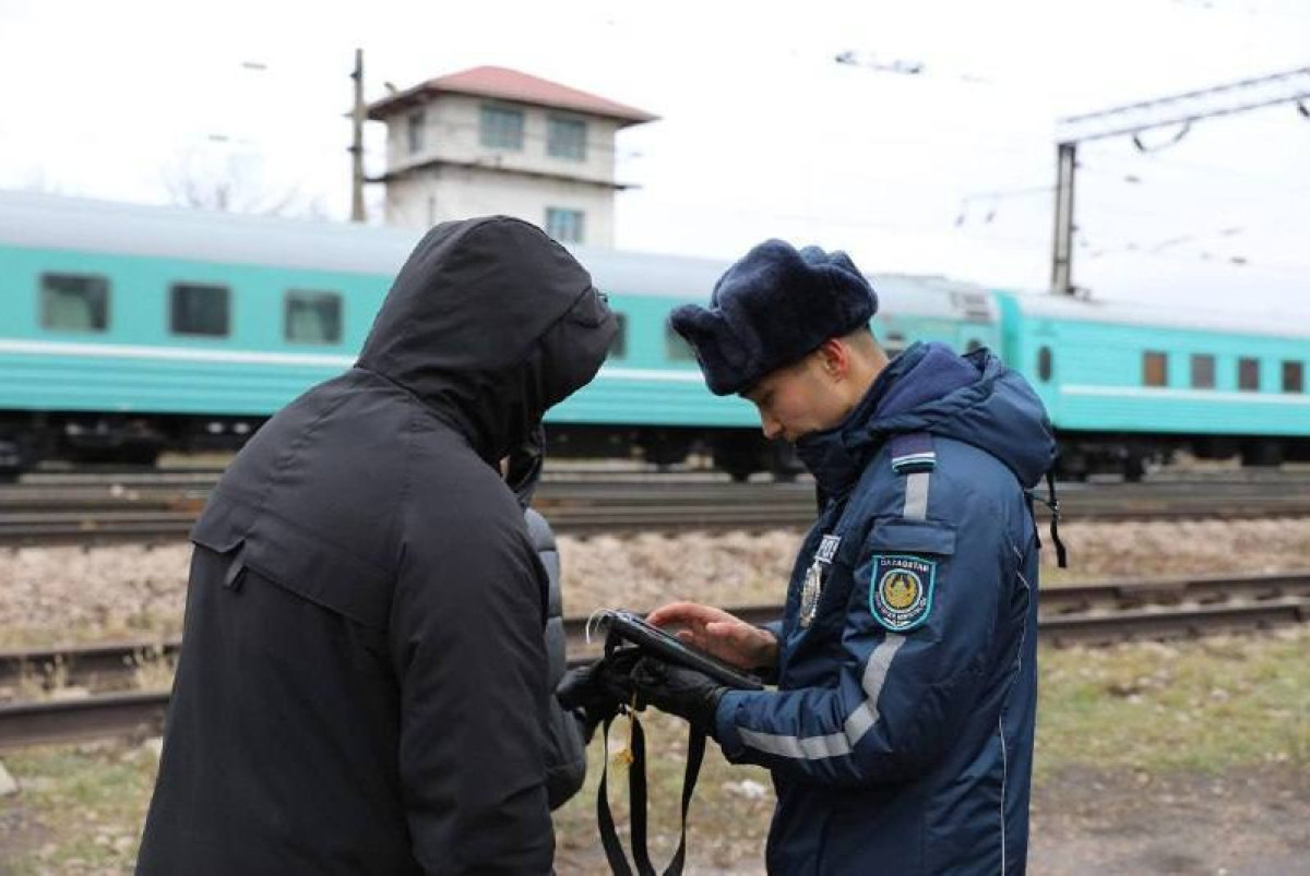 Под колёса поезда в 2024 году попали 83 казахстанца МВД 10 декабря 2024