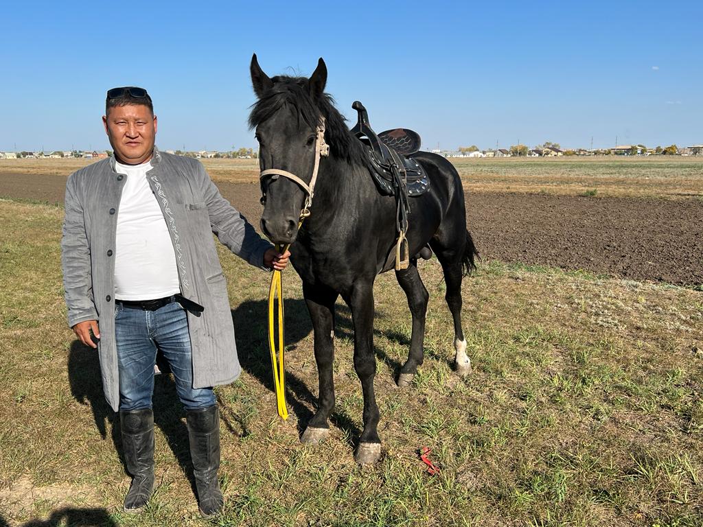 Стоковые фотографии по запросу Счастливые казахские дети
